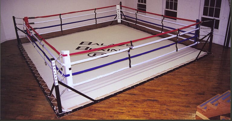 Balazs floor-level boxing ring