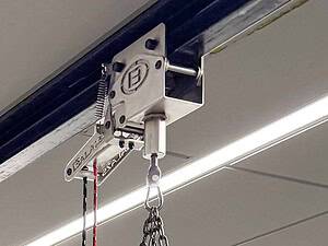 Balazs Ultra-Trak II manual heavy bag track system with patented H2S suspension trolleys MH0649